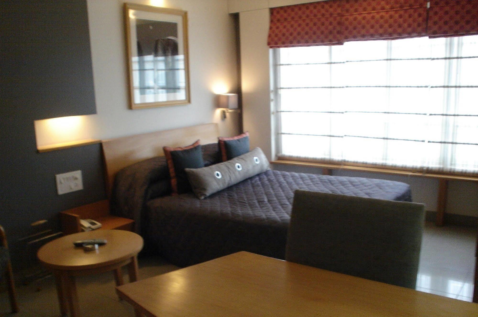 Tristar Serviced Apartments Bangalore Exterior foto