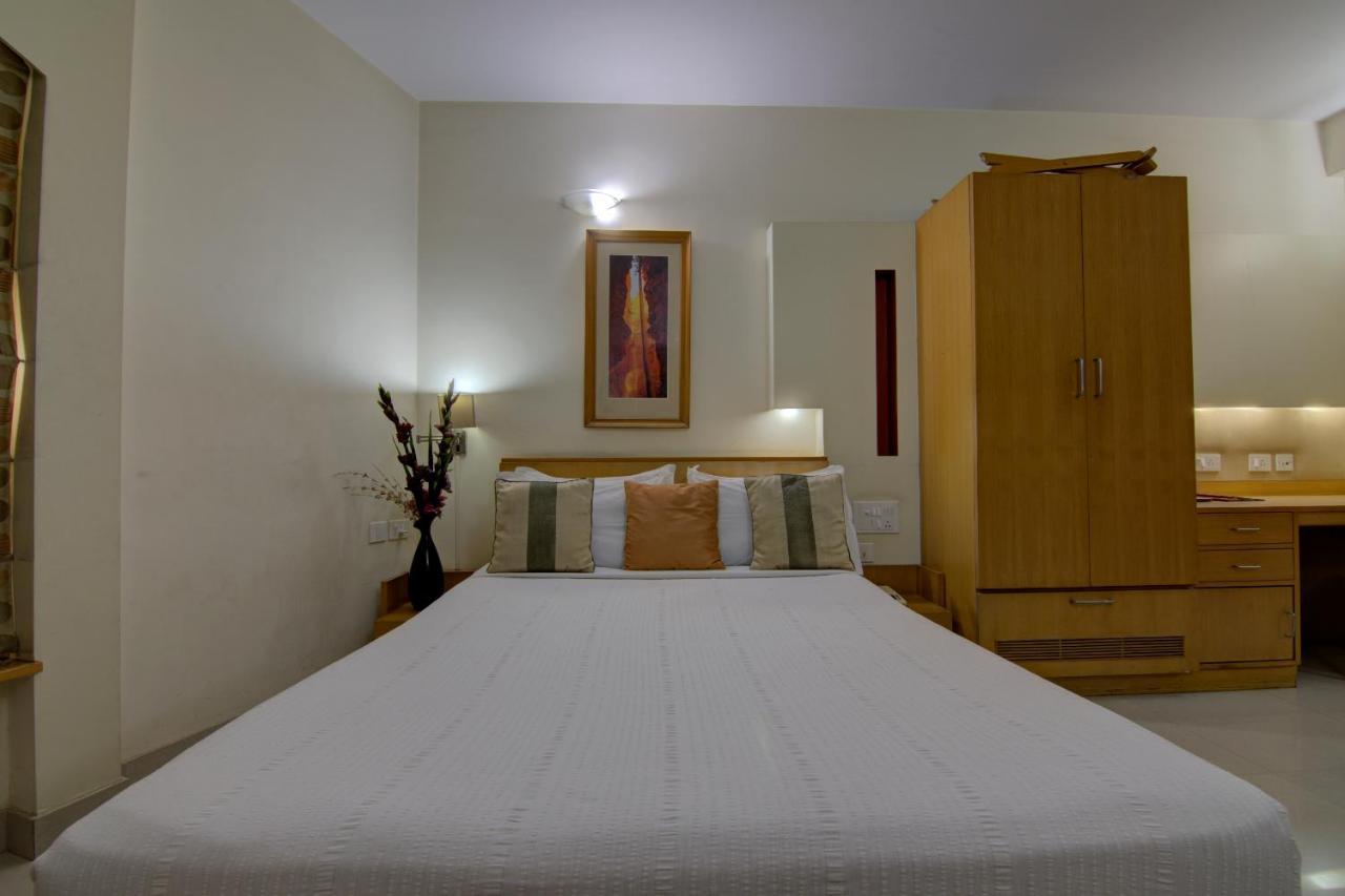 Tristar Serviced Apartments Bangalore Exterior foto