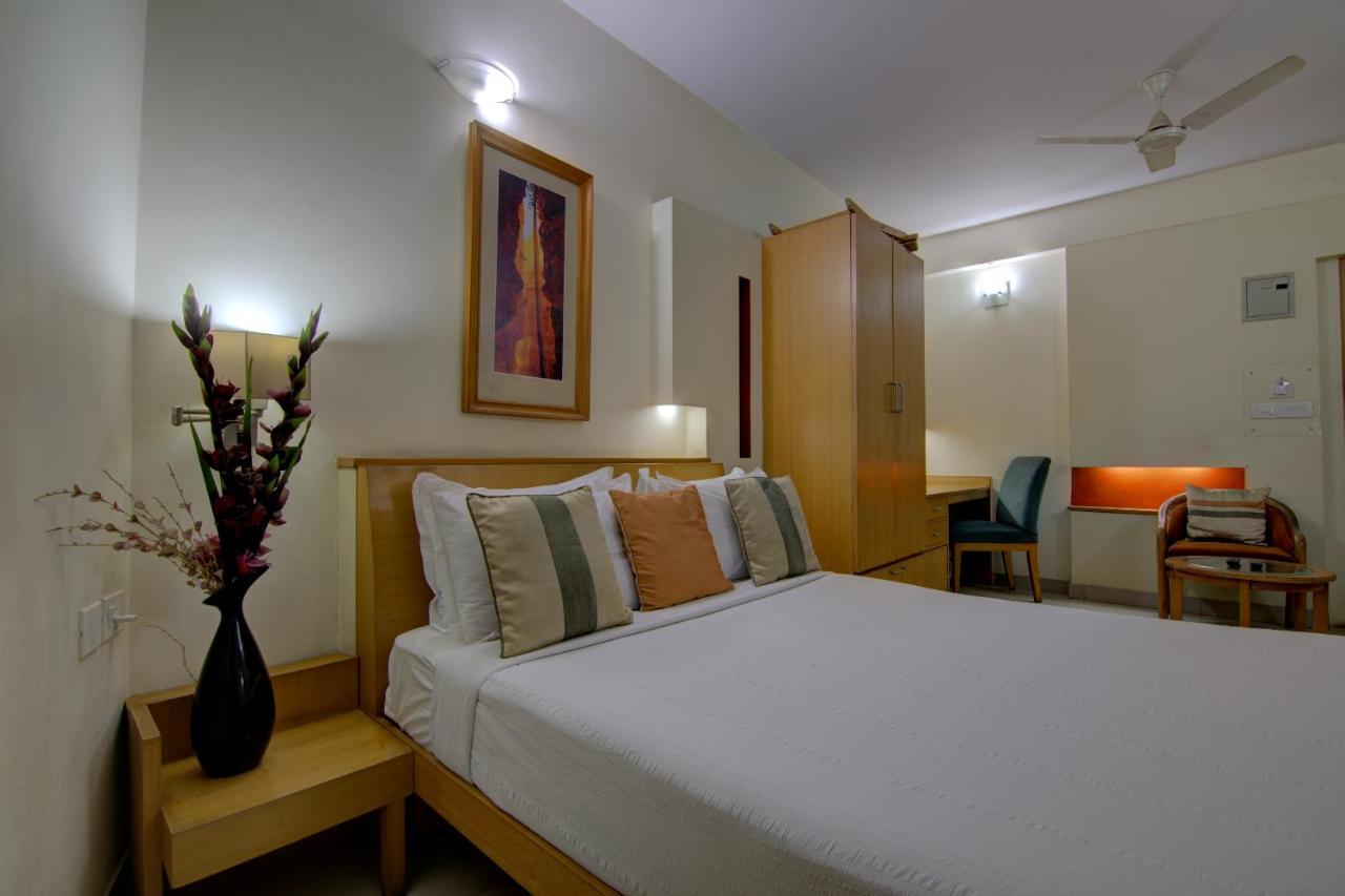 Tristar Serviced Apartments Bangalore Exterior foto